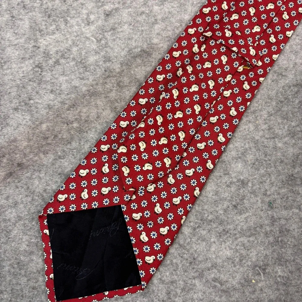 Brioni Red Silk Tie Duck and Flower Pattern Blue White Made in Italy Luxury 3.75